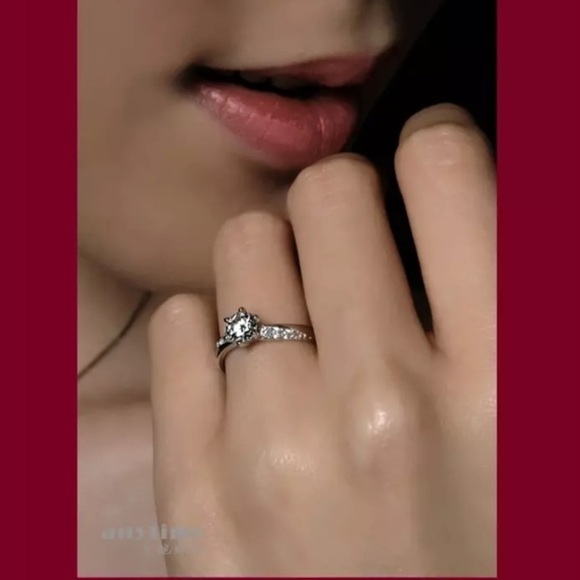 NEW Fashion Sterling Silver Shiny Zircon Ring - Picture 7 of 9